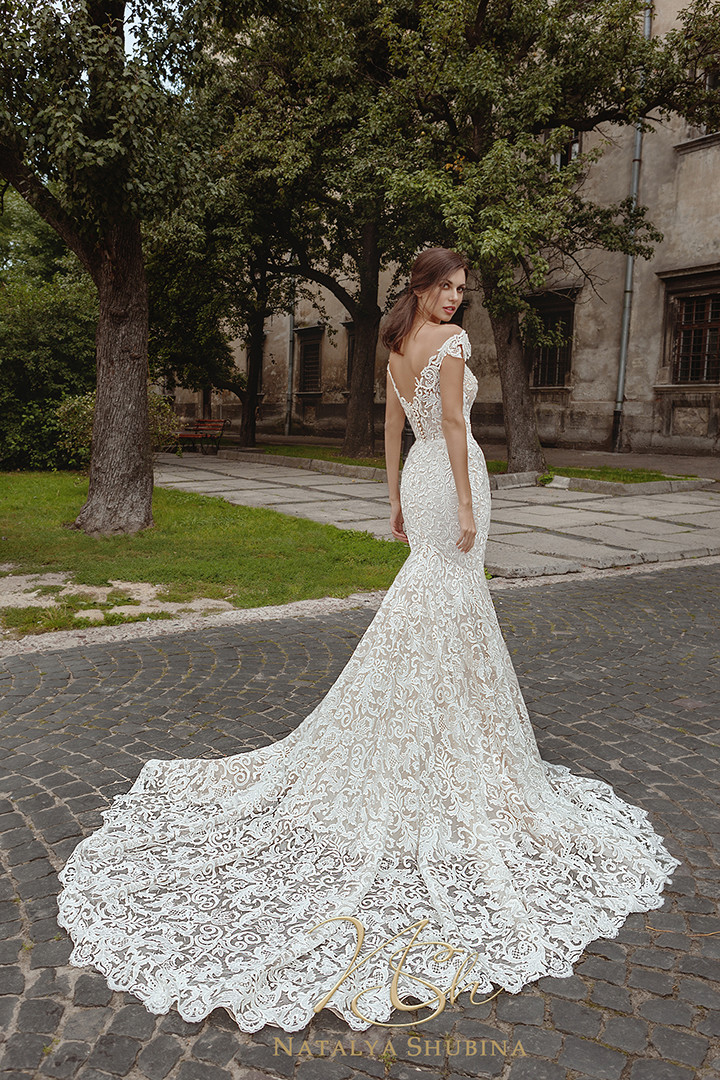 Natalya Shubina | Love in White 2018 | Pre-collection
