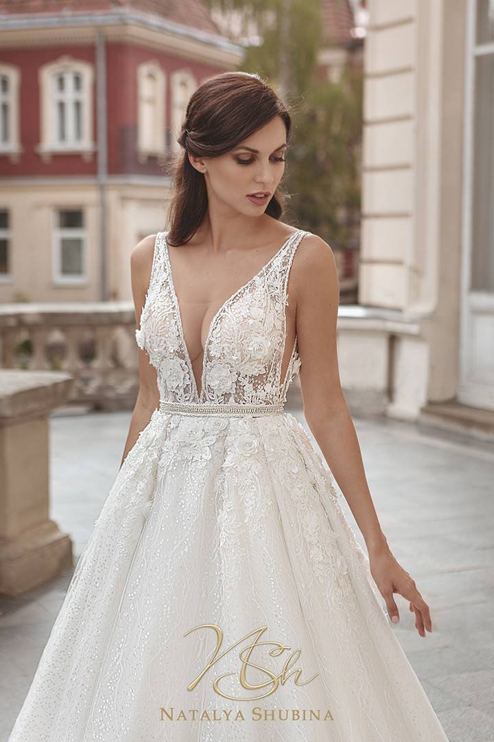 Natalya Shubina | Love in White 2018 | Pre-collection