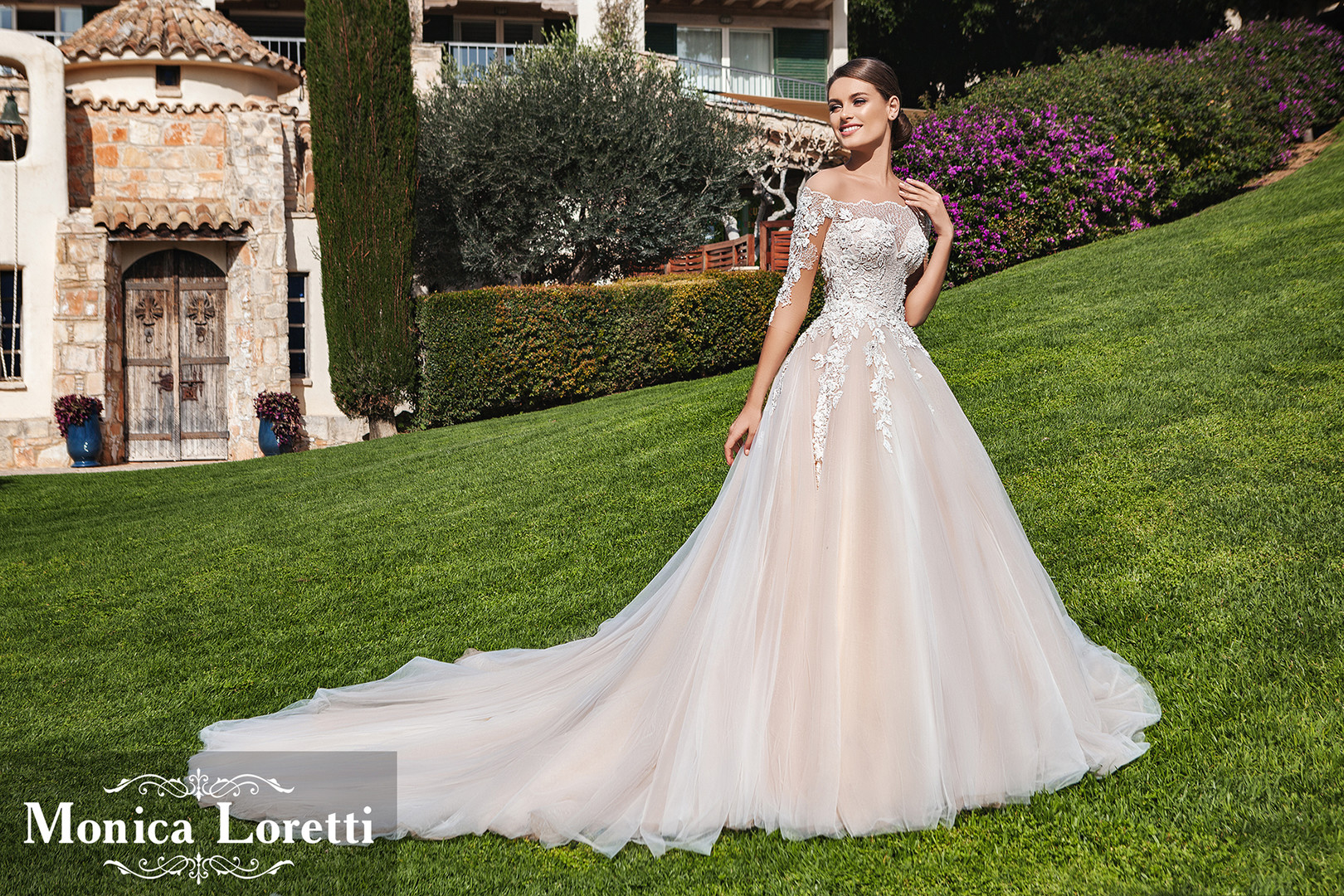 Monica Loretti | Luxury Grace 2018 | Campaign