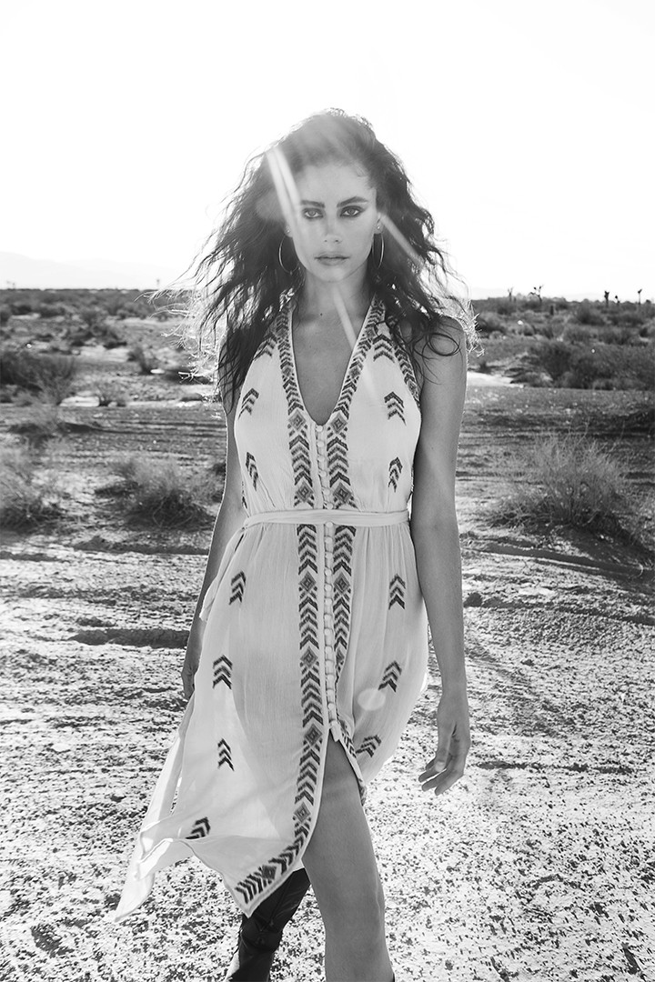 Desert Winds | Editorial