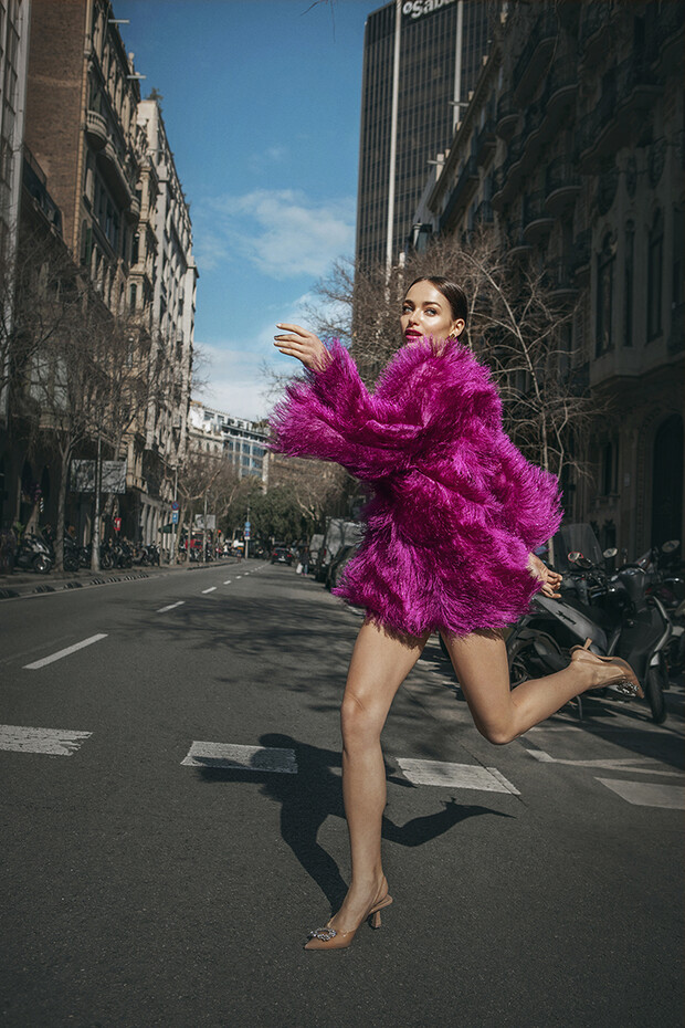 Shine in Motion | Fashion Story